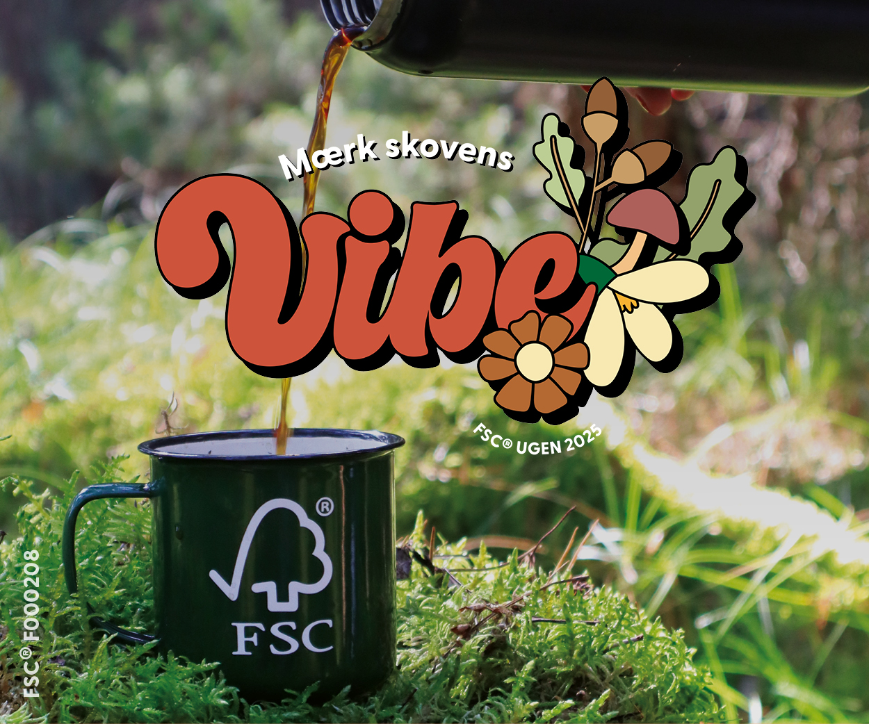 Uma xícara de café na floresta